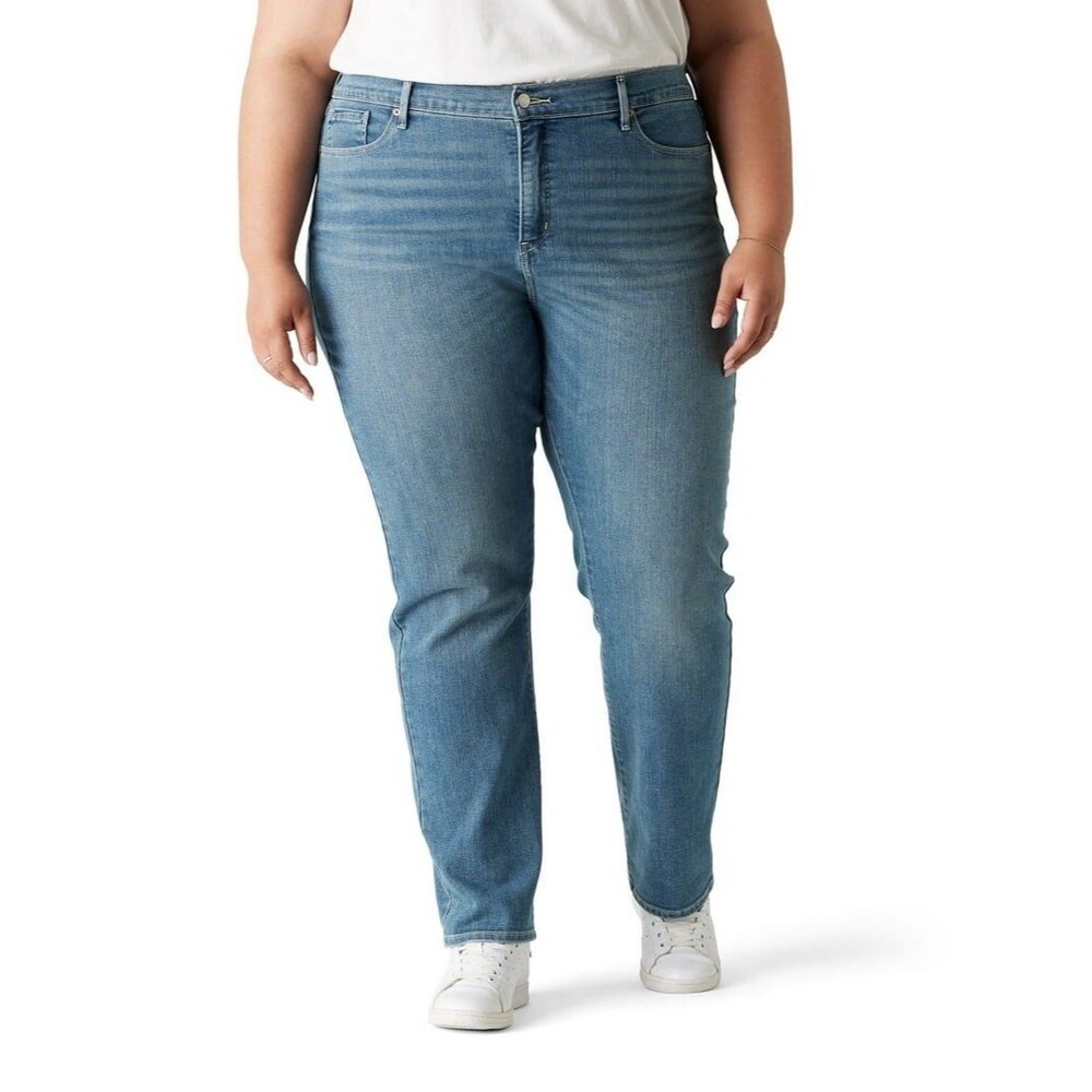 NWT Levi Strauss Signature Gold Totally Shaping Straight Jeans Light- Size 16